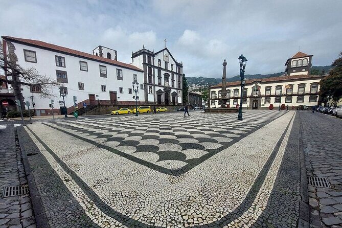 A Self-Guided Walk Through Funchal’s Historic Heart With a Local - Santa Catarina Park and Chapel: Small Space, Big Details