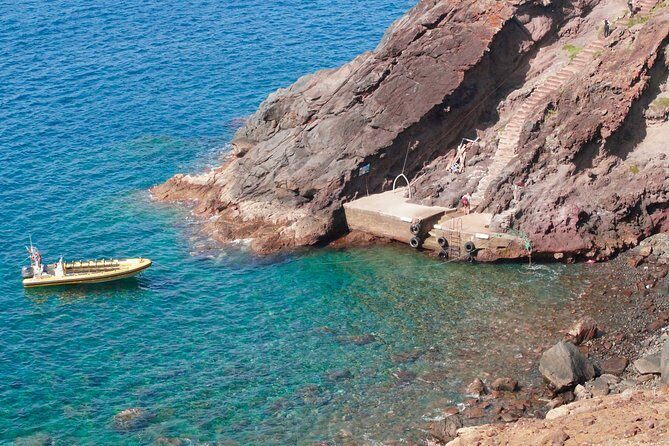 Basic Tour 2 - Quinta do Lorde to Cais do Sardinha and return - The Ponta de São Lourenço islets: why the details make the view better