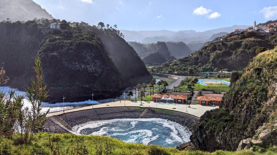 Discover Ponta de São Lourenço: Private Classic Jeep in 4h - Pico do Facho (586 m): the view that explains the whole coast
