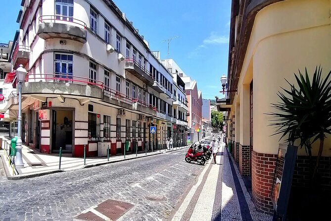 Downtown Funchal: A Self-Guided Audio Tour Through the Old City - Fort São Tiago, São Filipe Fort Ruines, and the City Gate Monument