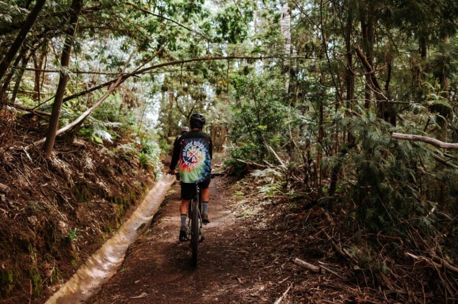 E-Bike Guided Tour - West Side Mountain Biking - Included Gear and What You Still Need to Bring