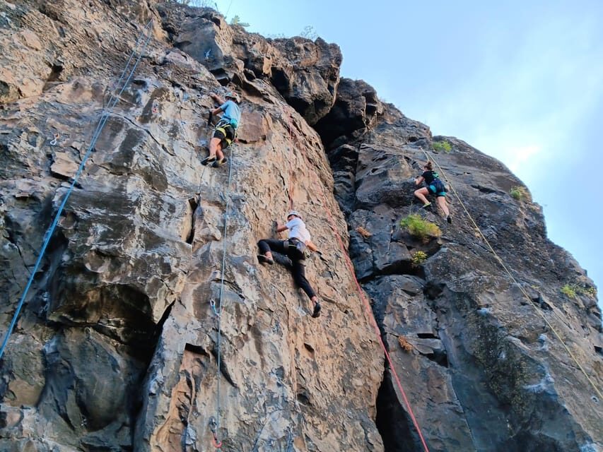 From Funchal: Guided Climbing Tour, with Pick-up - A 5-hour Madeira climb with small-group focus