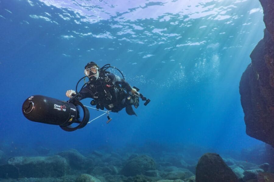 Funchal: DPV- Scooter Dive Adventure - Languages and Staff Support That Keep You Moving