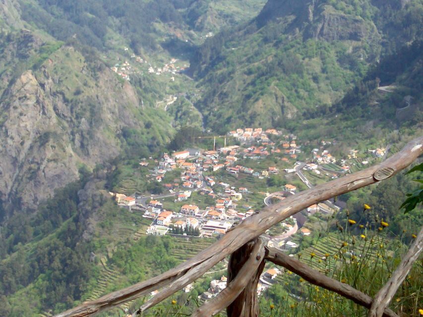 Funchal: Nuns Valley Half Day Tour - Picking up around Funchal, Caniço, Câmara de Lobos, and Cabo Girão Village