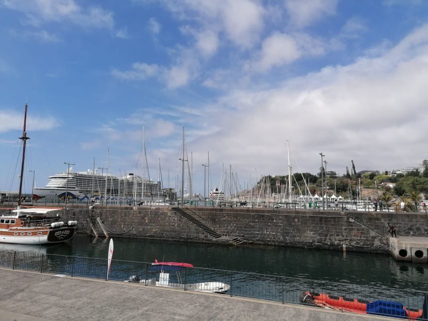 Funchal: Private Guided Tour of Historic Center by Tuk Tuk - Price and value: what $57 per group up to 2 buys you