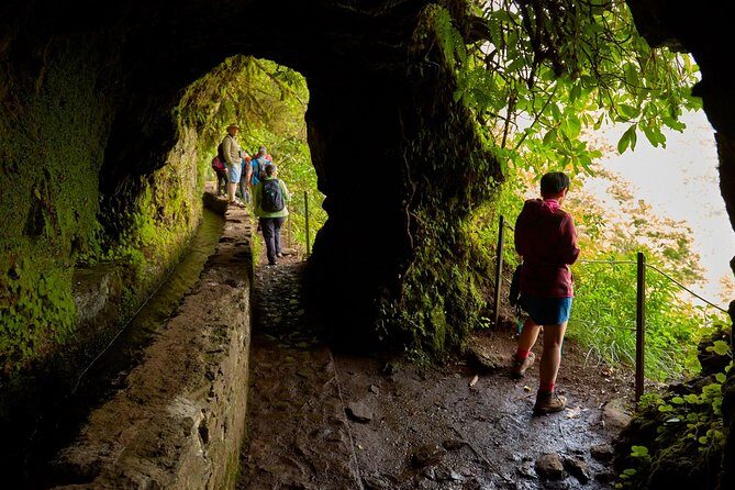 Green Cauldron - The start at Queimadas: getting into the Sierra de São Jorge rhythm