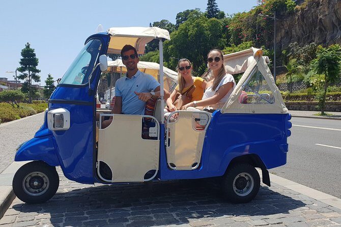 Lobos Chamber - Fisherman Village by tuk tuk - Guides that actually make the ride feel like Madeira