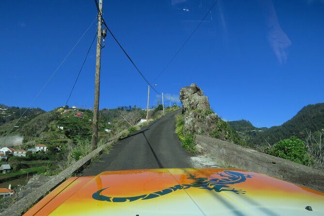 Local Farmers Market and 4WD Experience from Funchal - Cristo Rei Statue: 1927 History With a Real-Time View