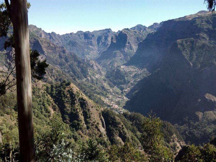 Madeira 2 Full-Day & 1 Half-Day 4x4 jipe Special Tour Combo - A 3-day Madeira jeep combo that hits east, west, and center