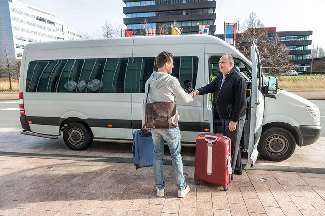 Madeira Airport (FNC) Arrival Transfer (Airport to Funchal Hotels or Address) - Door-to-Door Drop-Off in Funchal Hotels or Your Address