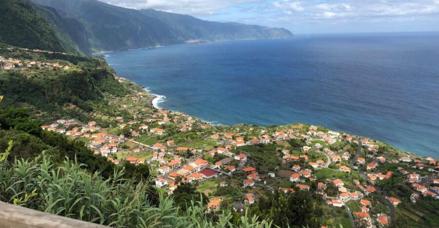 Madeira North Offbeat: Boaventura, Sao Vicente, Pta Delgada - Coffee time at Miradouro Fajã dos Padres