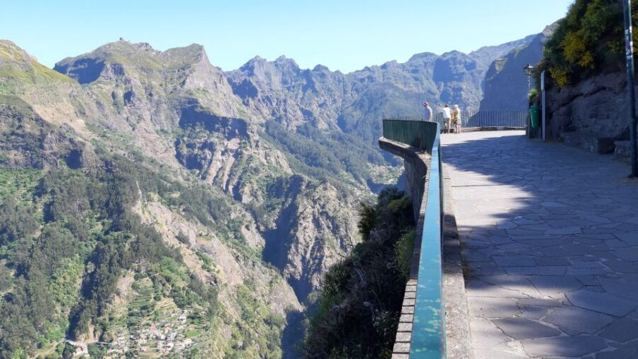 Madeira: Nun's Valley Private Tour - Pico dos Barcelos: Your First High View Over Funchal