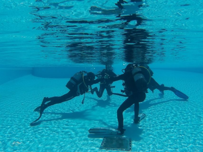 Madeira: Open Water Diver First Certification Course - Your instructor and the small group setup