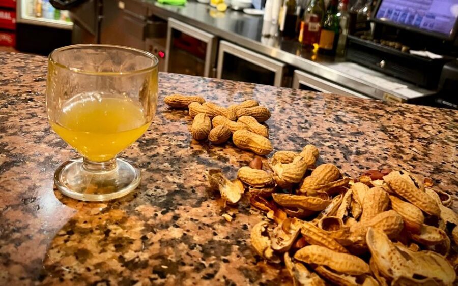 Madeira: Poncha Class & Tasting Tour - The best moment: mixing poncha with Senhor Agostinho