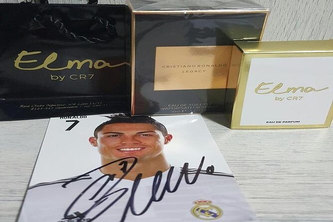Madeira: Private Cristiano Ronaldo Tour with CR7 Museum - Guide experience: asking questions makes it better