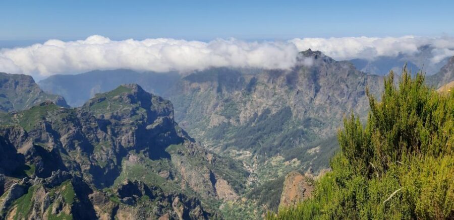 Madeira: Private Guided Achadas Teixeira - Pico Ruivo PR1.1 - The Return to Achadas do Teixeira: Same Path, Better Timing