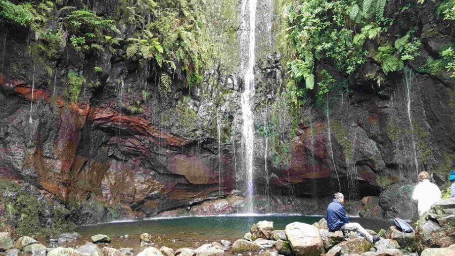 Madeira: Private Walking Tour of Levada das 25 Fontes PR6 - Packing List and Smart Tips for a 900–1290 Meter Day
