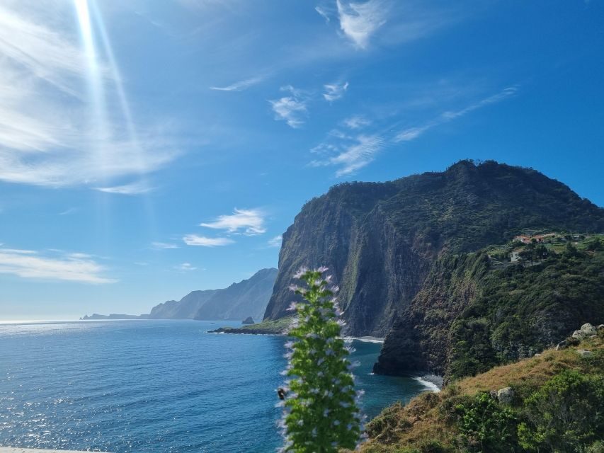 Madeira : Santana, Pico Arieiro, walk full day 4x4 Jeep tour - Key highlights worth planning around