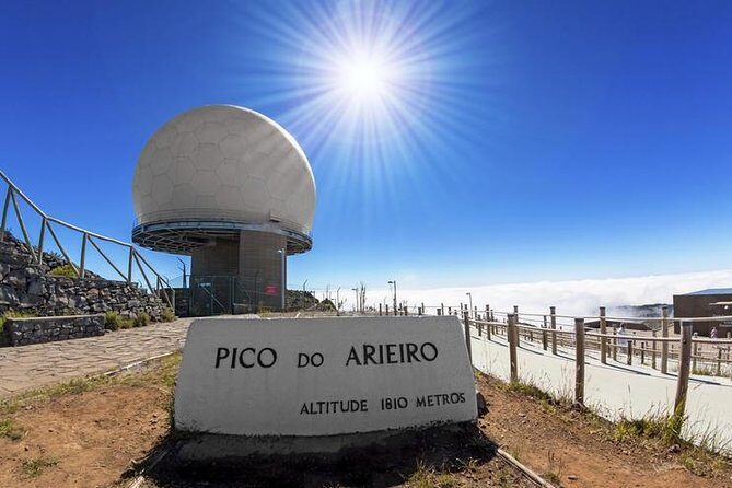 Magnificent East Tour - Pico do Arieiro: volcanic views at 1,818 meters