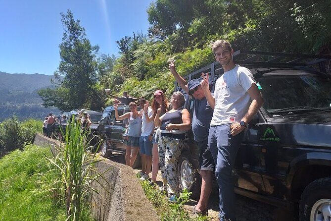 North Tour & Wine Tasting - 4x4 (Small Groups) - Stop 2: Santa Cruz (church, local market, town time)