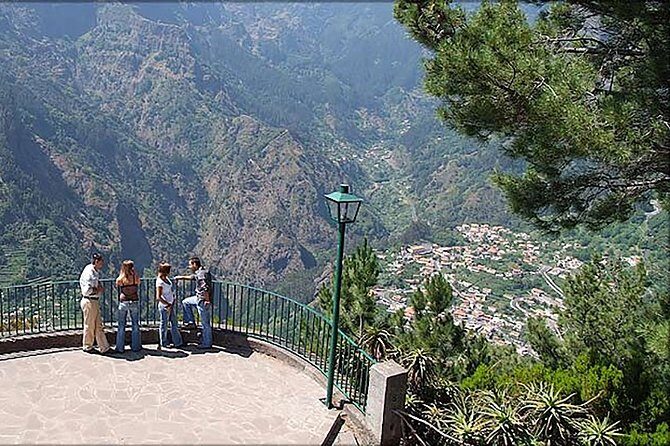 Nuns Valley Tour - Curral das Freiras: why this valley feels worlds away