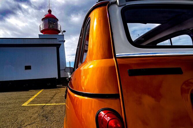 Oldtimer Sightseeing Tour in the West and Northwest - The Ride: Hotel Pickup, Live Commentary, and the Old Renault 4 Feeling