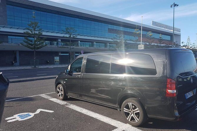 Private airport transfer to Funchal 8 people more return - Drop-off in Funchal city: straight to your hotel