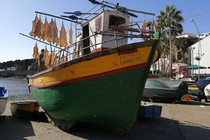 Private Câmara de Lobos Fishing Village Tour - Tuk-tuk to Câmara de Lobos: why this format works