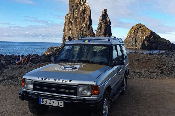 Private Full Day Tour by Jeep 4x4 West Side Madeira - Porto Moniz natural swimming pools: lunch and the option to go for a swim