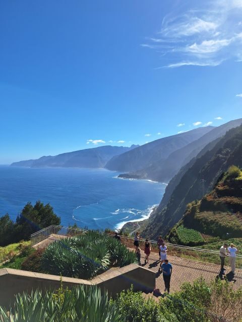 Private Madeira Highlights Full Day Tour - São Vicente for poncha and wine tasting: where the day turns human