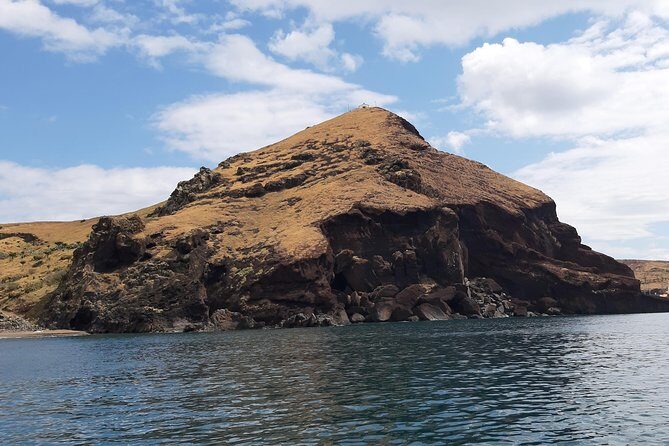 Private Ponta São Lourenço Walk and Boat Return - Price and value: what you’re really paying for