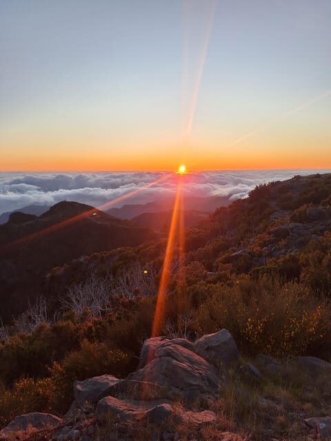 Private Sunrise Pico Areeiro and Hike (optional) - Why Pico do Areeiro sunrise feels like Madeira’s best morning plan