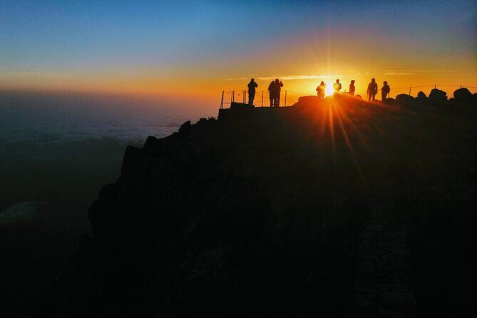 Private Sunrise Pico do Areeiro Half Day with easy levada walk - Pico do Arieiro timing: what 4–5 hours really feels like