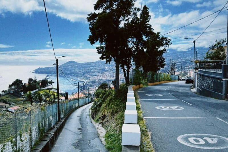 "Self-Guided" E-Bike Road Tour from Funchal to Garajau - Getting started at Teleférico-Término: briefing and bike fitting