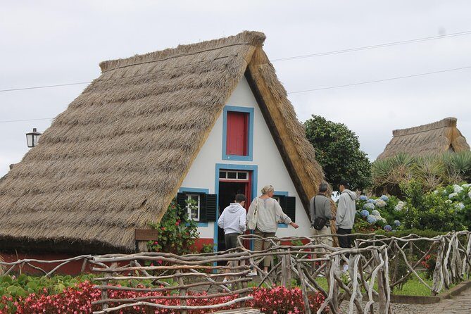 Shore Excursion Santana - Northeast 4x4 tour - Santana: The 45-Minute Highlight and the Traditional Casas Típicas Stop