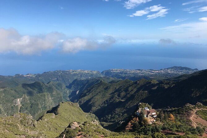 Sunrise & Hike : Pico do Areeiro to Pico Ruivo - Private Guided - Pico do Areeiro before sunrise: cold air, big choices