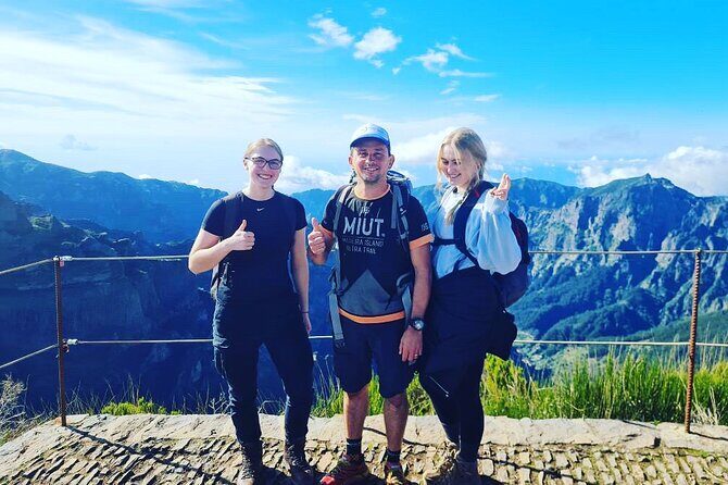 Sunrise & Hike : Pico do Areeiro to Pico Ruivo - Private Guided - What to bring on a cold, stair-heavy morning