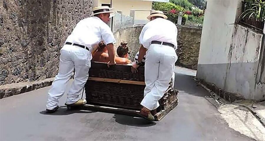 Toboggan Ride & Madeira Wine Tasting Tour - Mercado dos Lavradores: colorful stalls and a fish hall test
