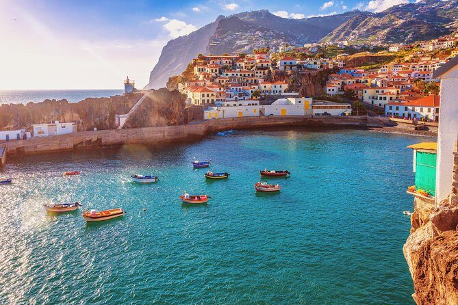 Tour - 8 Villages to the West - Miradouro da Santinha: the Pearl of the Atlantic viewpoint moment