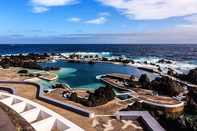 Tour - 8 Villages to the West - Cabo Girão: the 580-meter promontory that grabs your attention